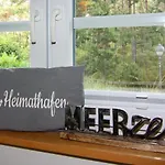 Casa vacanze Doppelhaushaelfte Duenenhaus I, *