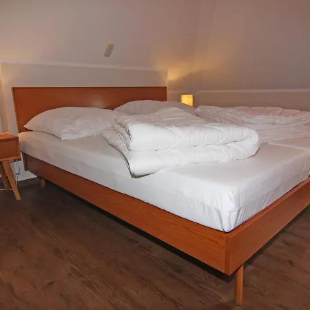 Doppelhaushaelfte Duenenhaus I, Hébergement de vacances *