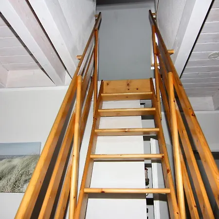 Doppelhaushaelfte Duenenhaus I,