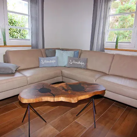 Hébergement de vacances Doppelhaushaelfte Duenenhaus I,