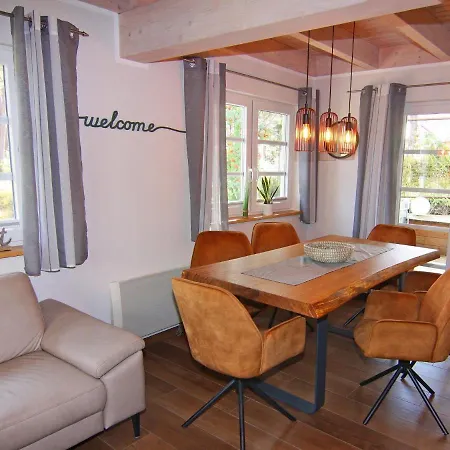 Casa vacanze Doppelhaushaelfte Duenenhaus I, *