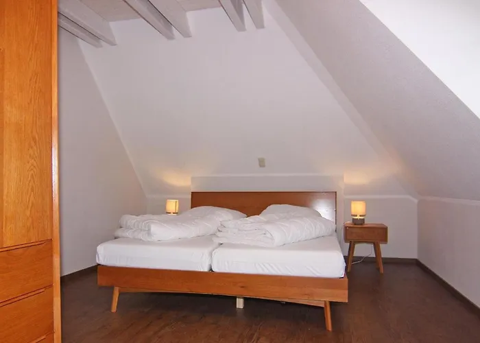 Doppelhaushaelfte Duenenhaus I, *